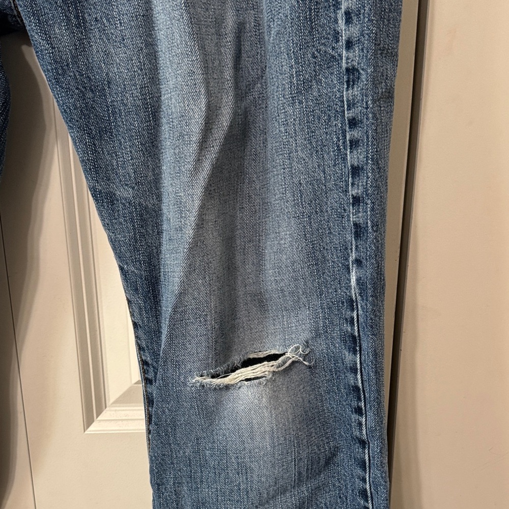 American Eagle Outfitters Original Straight Fit Distressed Blue Jeans - Picture 7 of 7